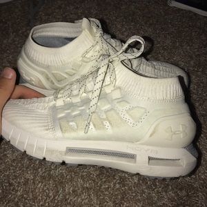 White/cream Under Armour size 7.5